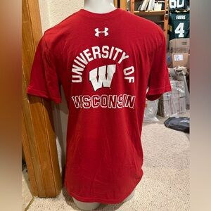 Under Armour UWM shirt size Men’s Small